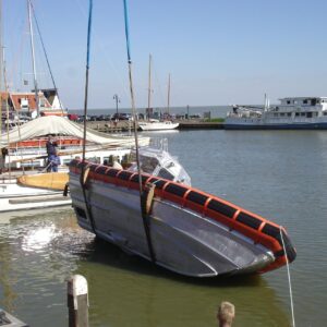 Crewtender-10
