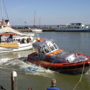Crewtender-12